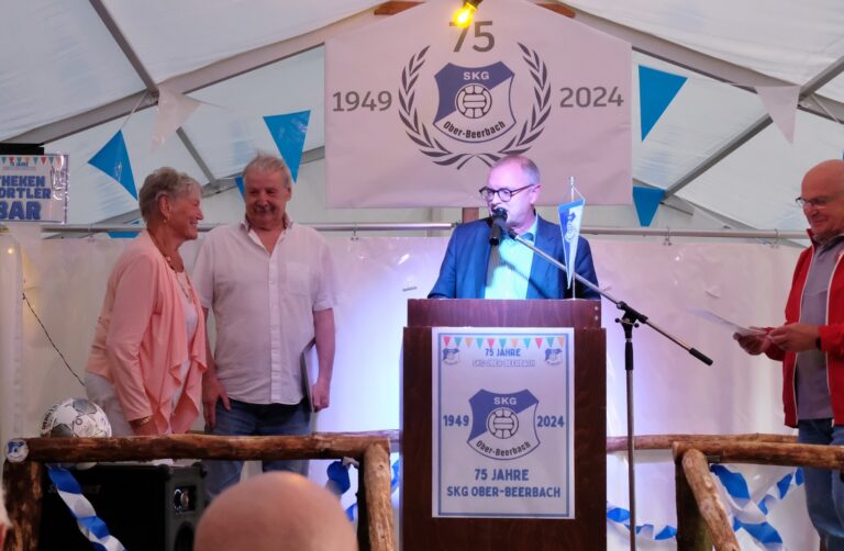 Miglieder-Ehrung 75 Jare SKG