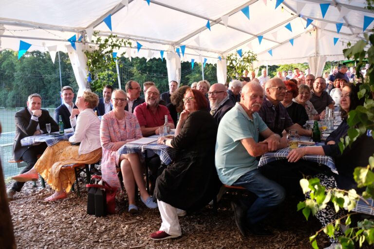 Gratulanten 75 Jahre SKG